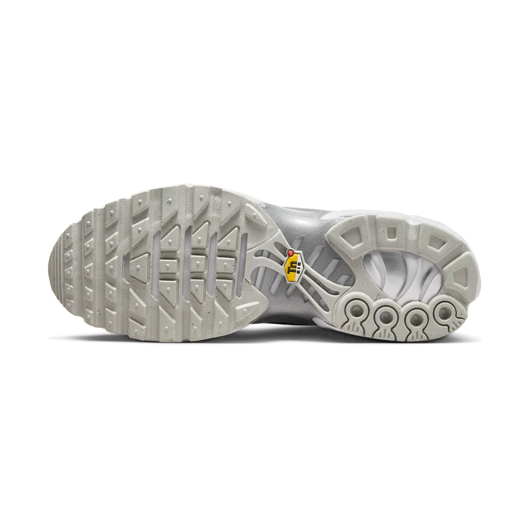 Nike Air Max Plus Metallic Silver, Metallic Silver/Metallic Silver/Metallic Silver (FJ1012-095)
