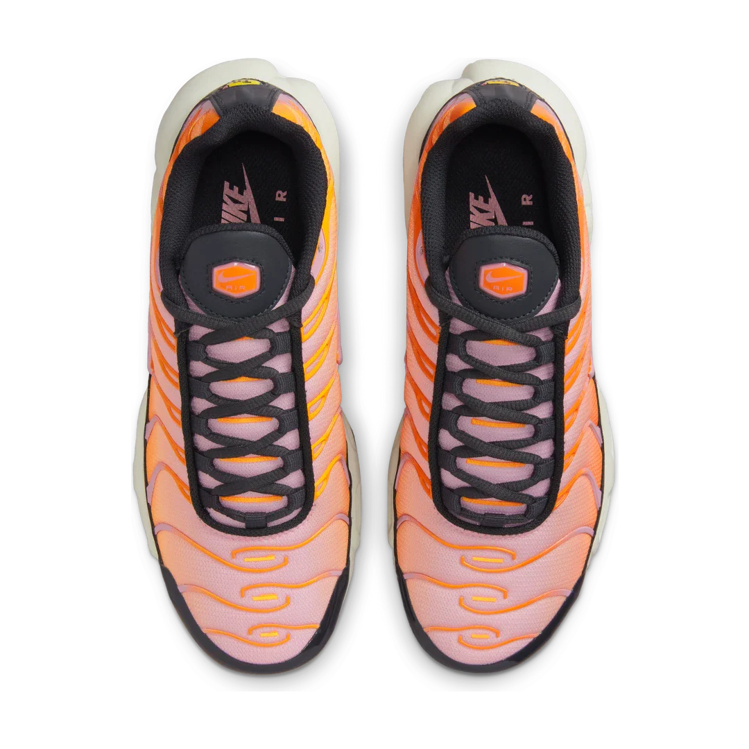Nike Air Max Plus Sherbert, Off-Noir/Magma Orange/Summit White/Medium Soft Pink (FB8478-001)