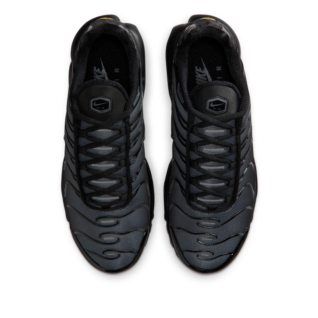 Nike Air Max Plus Black Metallic Silver