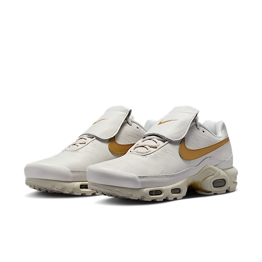 Nike Air Max Plus Tiempo Metallic Gold, Phantom/Metallic Gold (HV2541-001)
