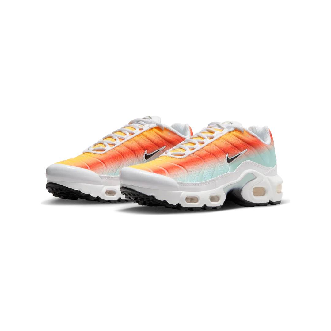 Nike Air Max Plus Tropical Sunset, White/Cosmic Clay/Lightning/Black (HF5180-100)