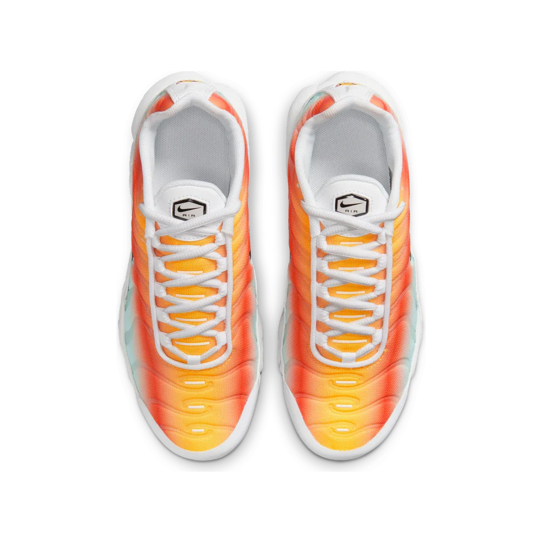 Nike Air Max Plus Tropical Sunset, White/Cosmic Clay/Lightning/Black (HF5180-100)