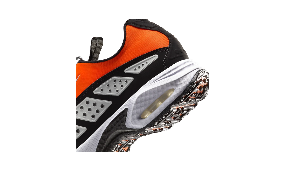 Nike Air Max Sunder Safety Orange Black