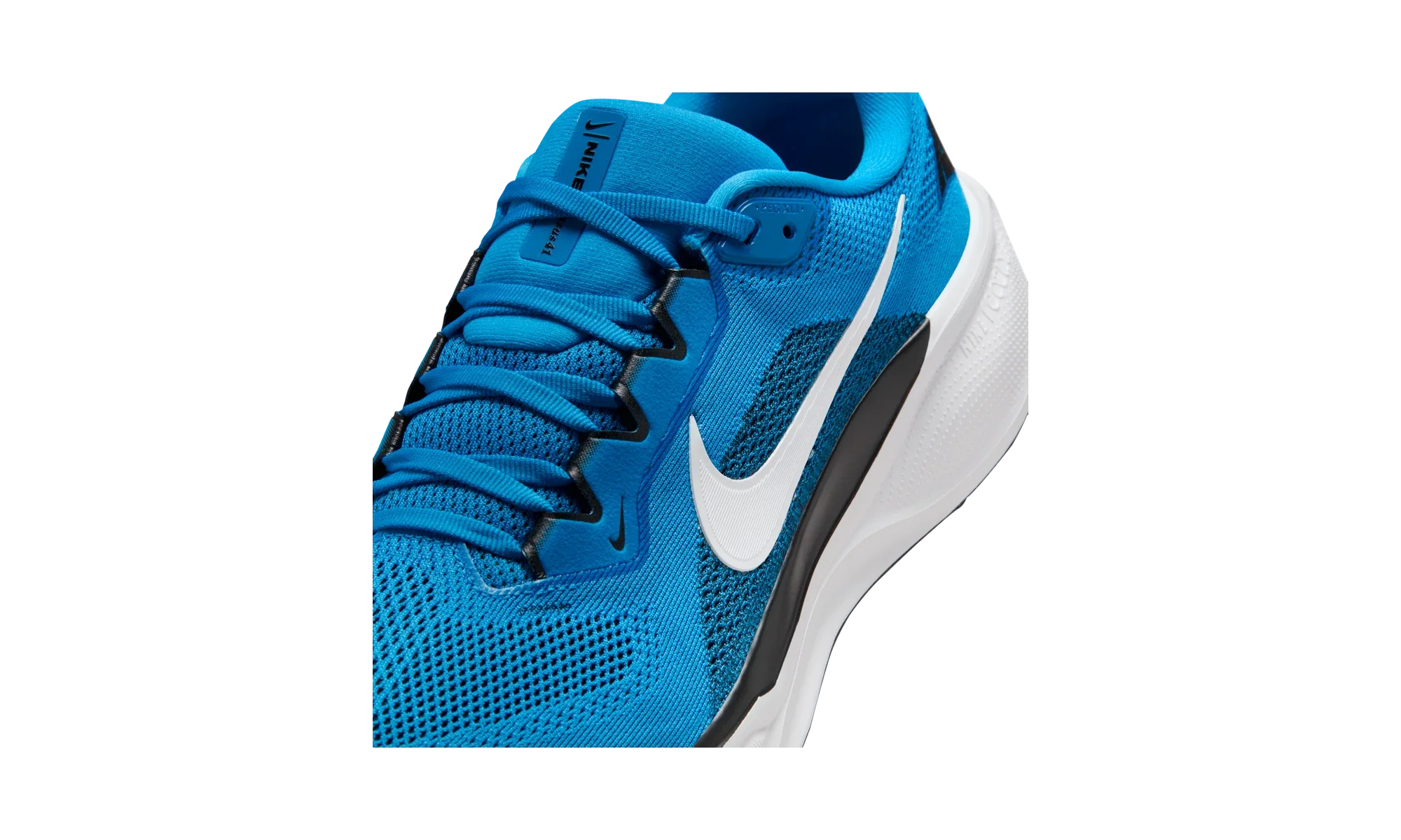 Nike Air Zoom Pegasus 41 Carolina Panthers (2025)