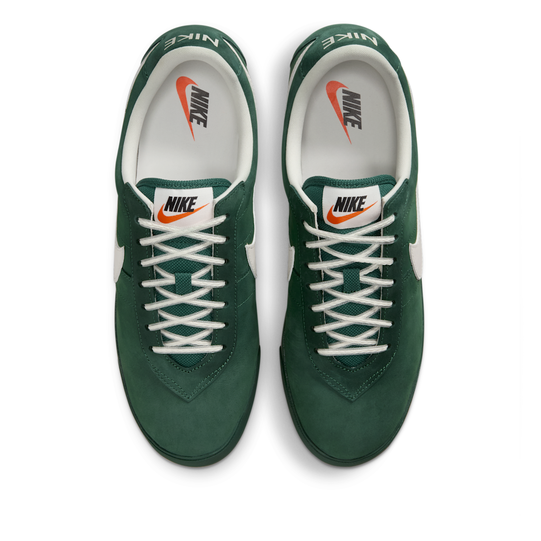 Nike Astro Grabber QS Fir Sail, Fir/Phantom/Sail/Black/Safety Orange (IH2341-300)