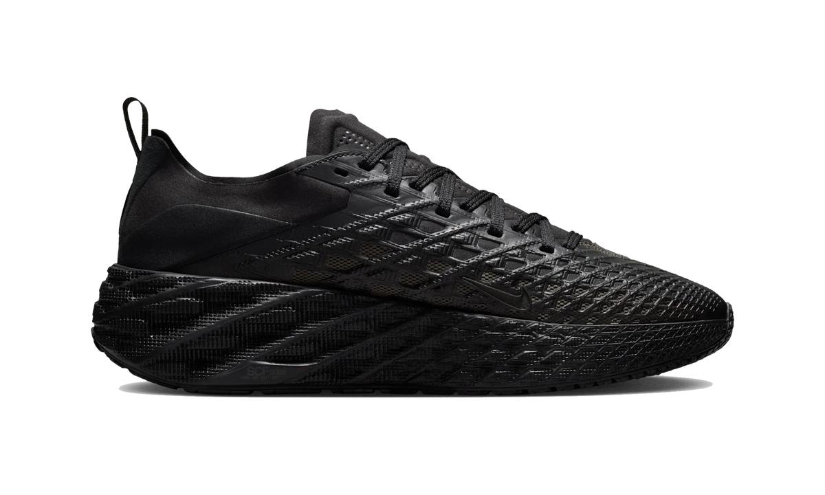 Nike Ava Edge Black Newsprint