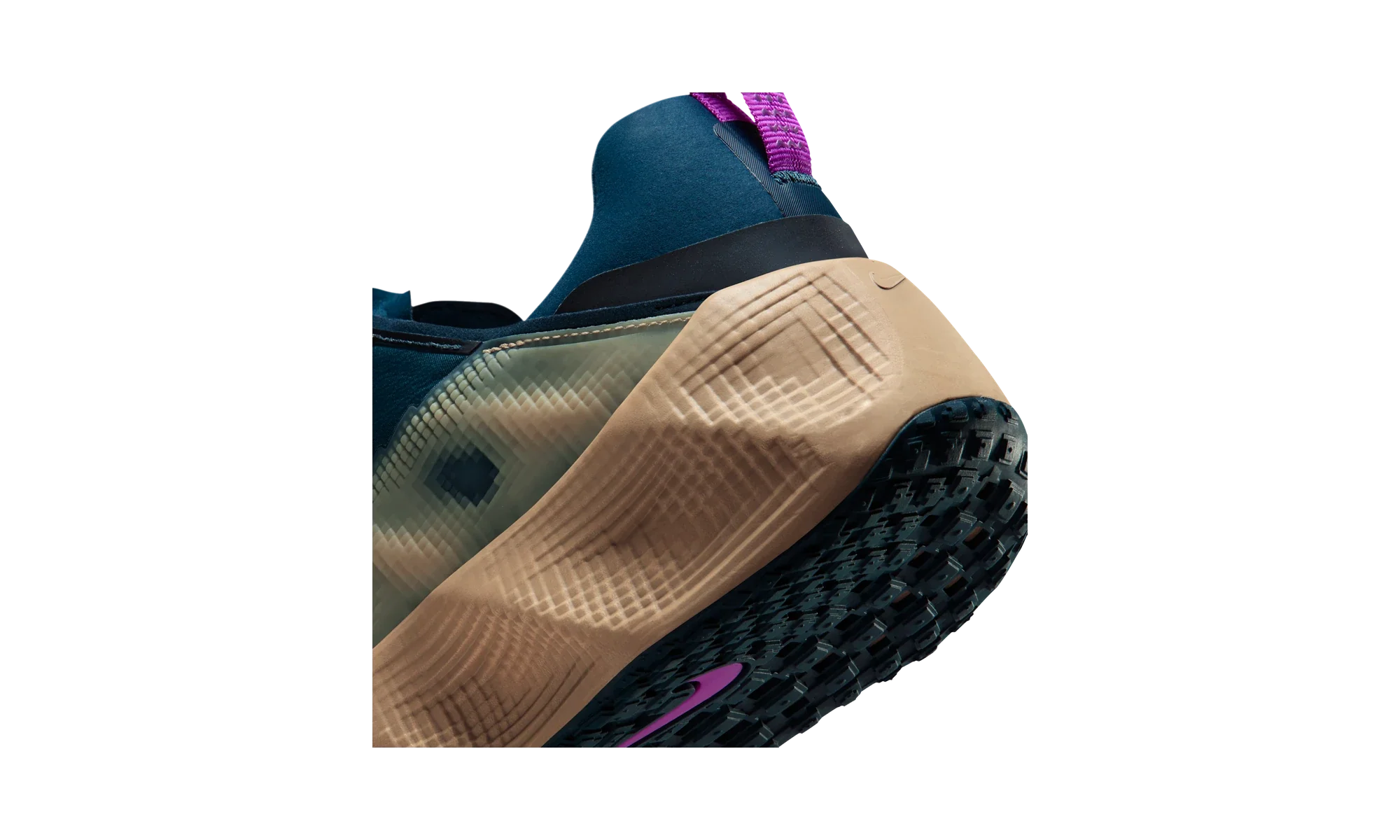 Nike Ava Rover Armory Navy Parachute Beige