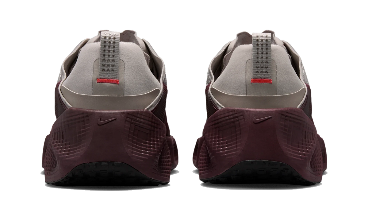 Nike Ava Rover College Grey Team Red Bright Crimson