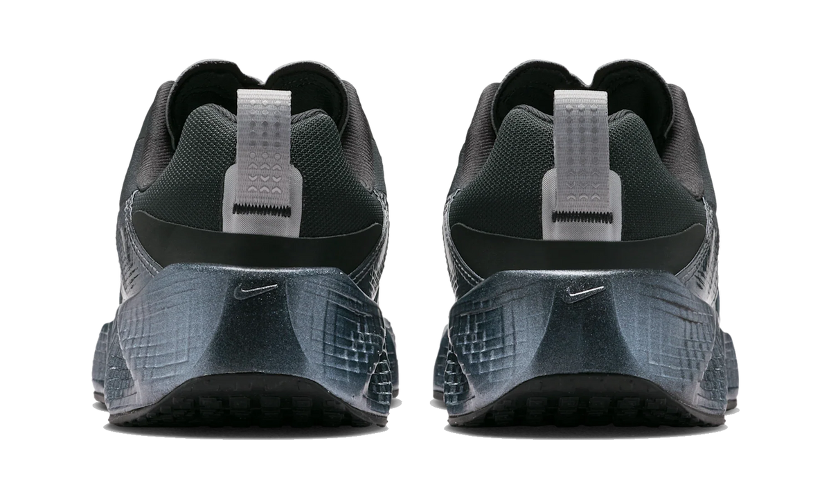 Nike Ava Rover SE Dark Smoke Grey Light Carbon