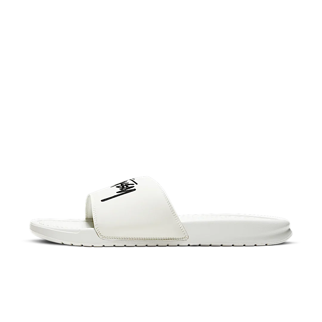 Nike Benassi Stussy Cream, Sail/Sail/Black (DC5239-100)