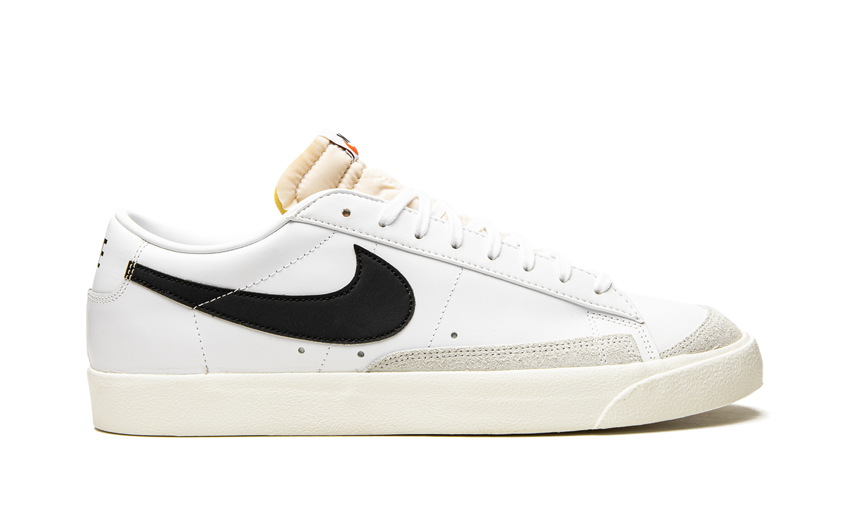 Nike Blazer Low 77 Vintage White Black