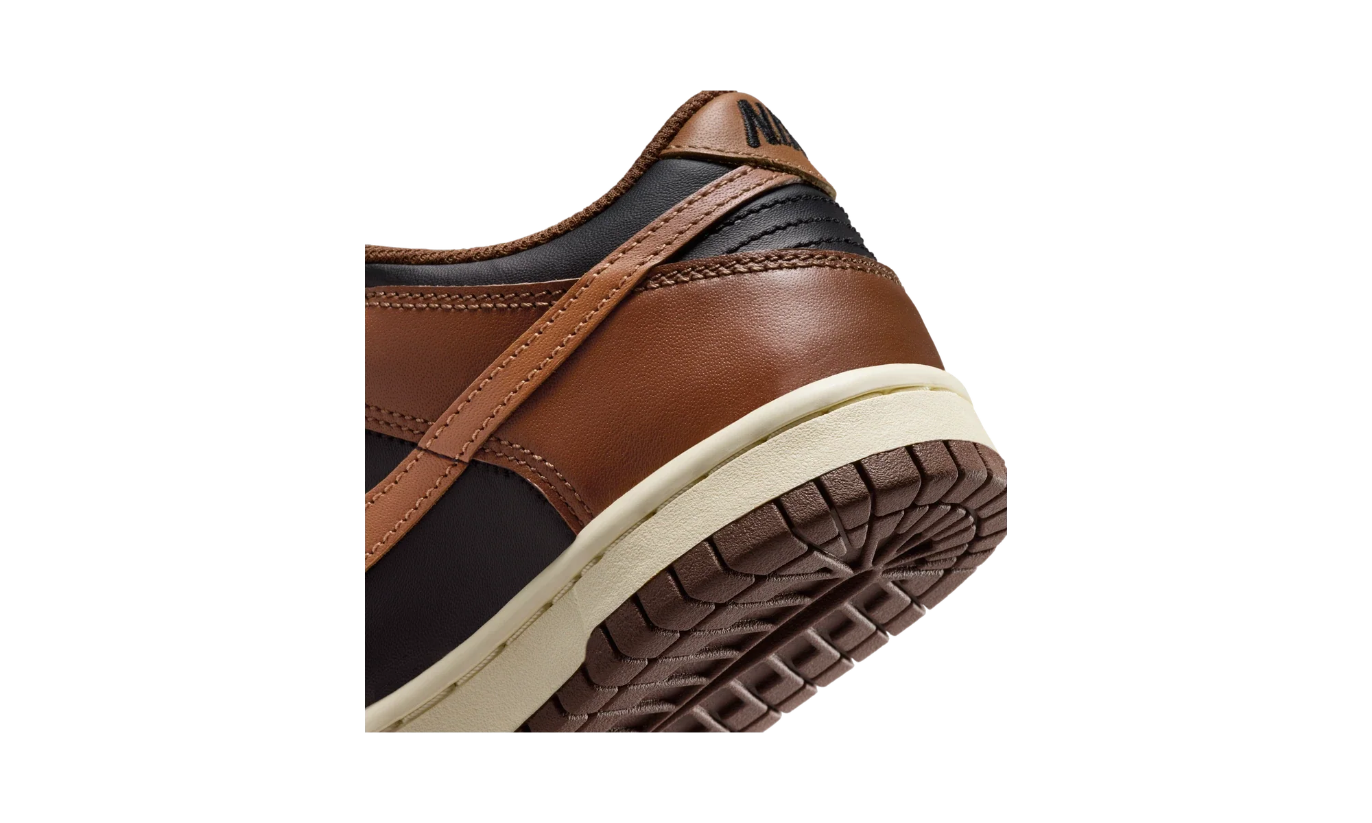 Nike Dunk Low Brown Black
