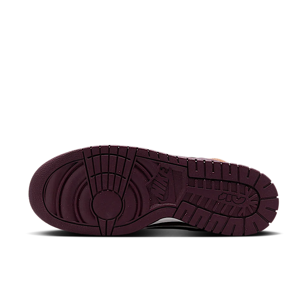 Nike Dunk Low Jumbo Light British Tan, Light British Tan/Burgundy Crush (FQ8248-200)