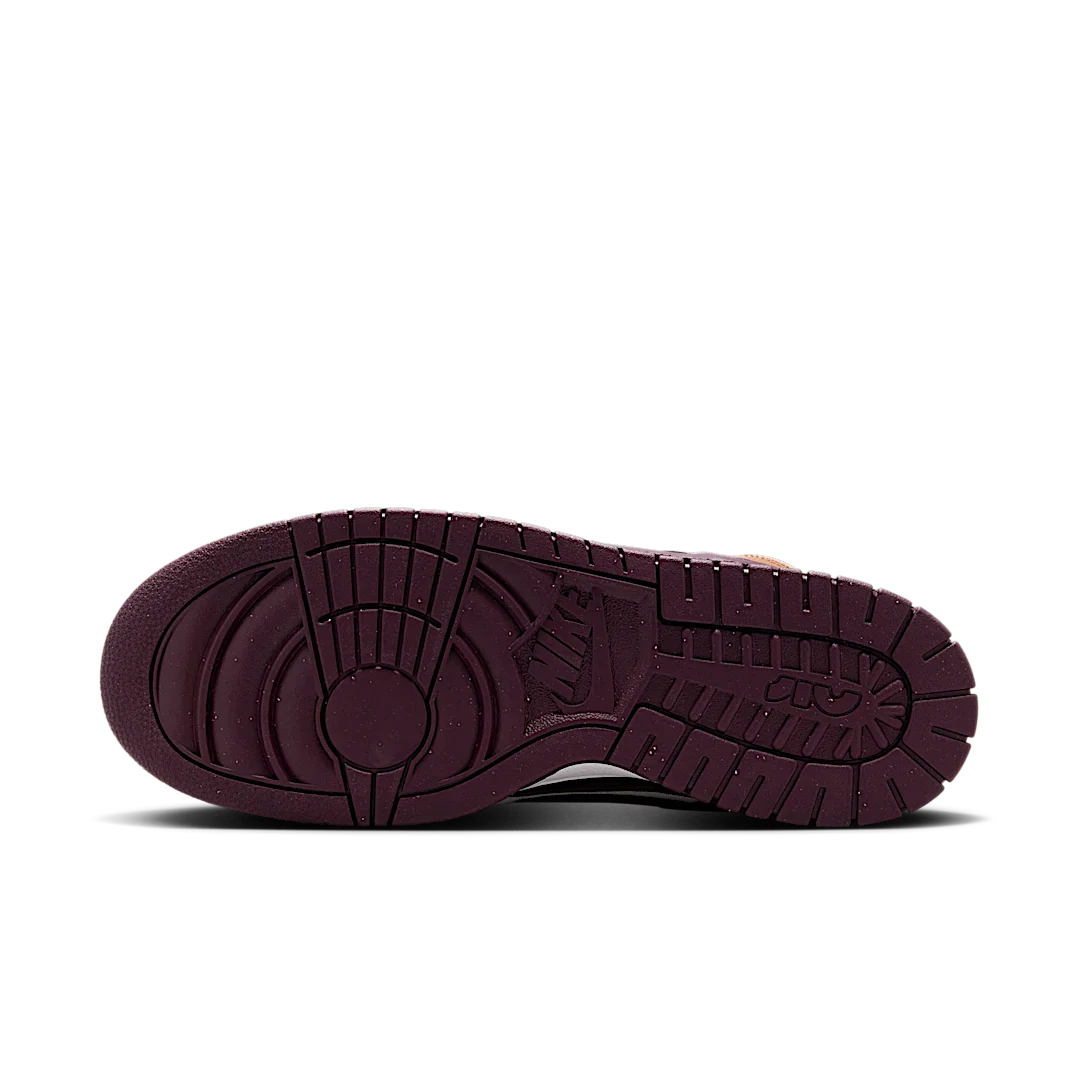 Nike Dunk Low Jumbo Light British Tan, Light British Tan/Burgundy Crush (FQ8248-200)