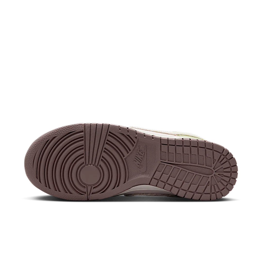 Nike Dunk Low LX Mushroom, Pearl Pink/White/Olive Aura/Elemental Pink (IB8876-661)