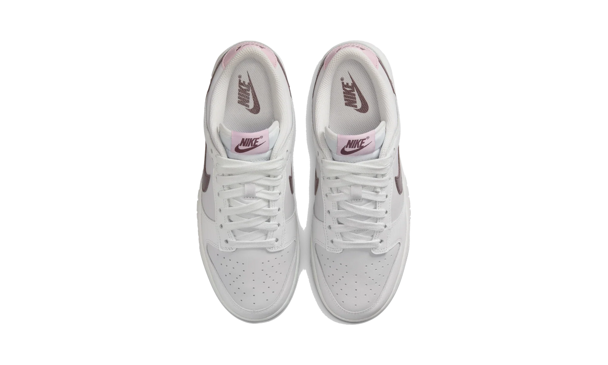 Nike Dunk Low White Plum Chalk