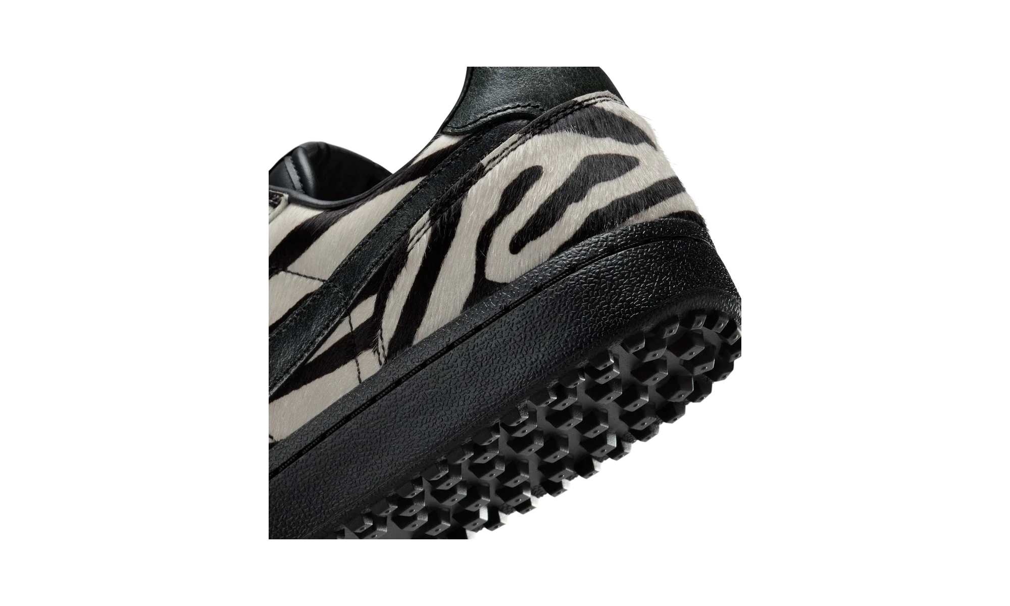 Nike Field General PRM Zebra