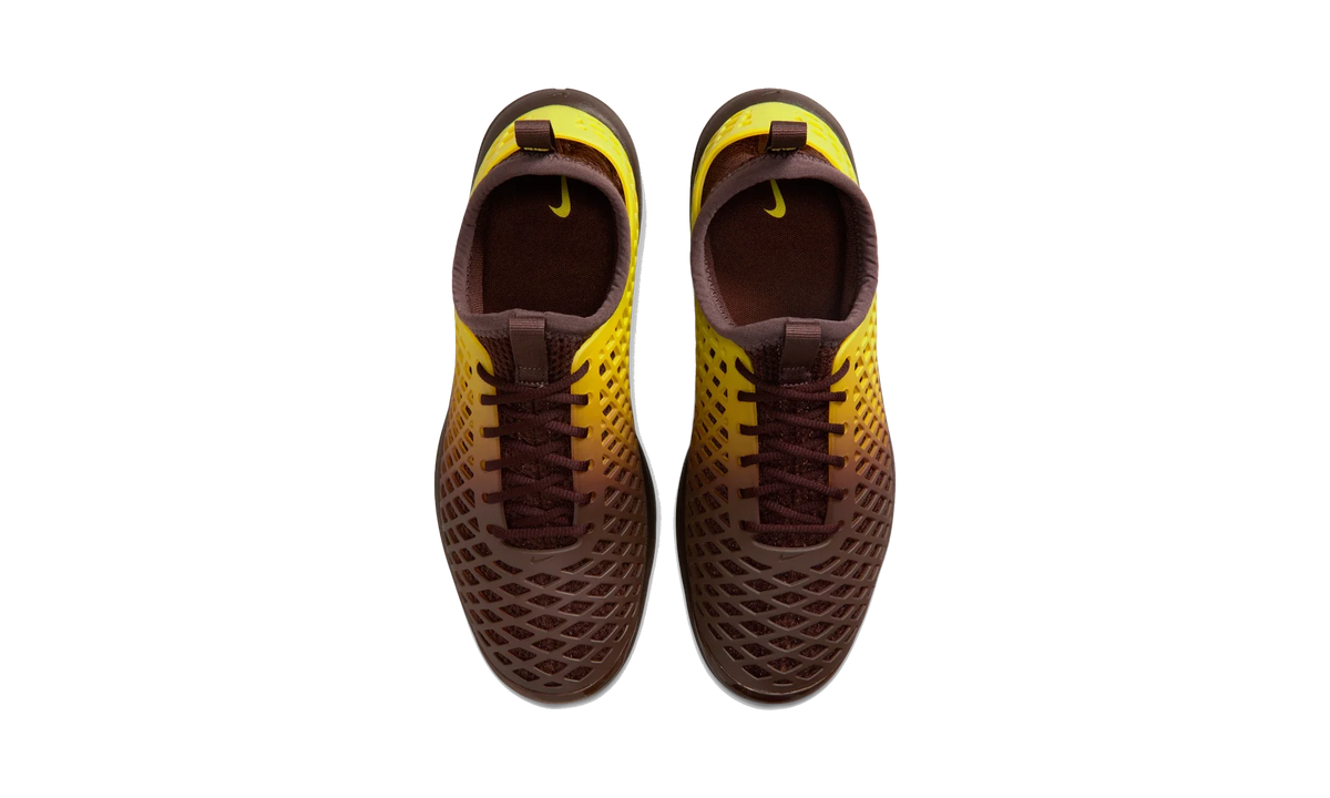 Nike Rejuven8 Run OG SE Dark Field Brown Bright Cactus