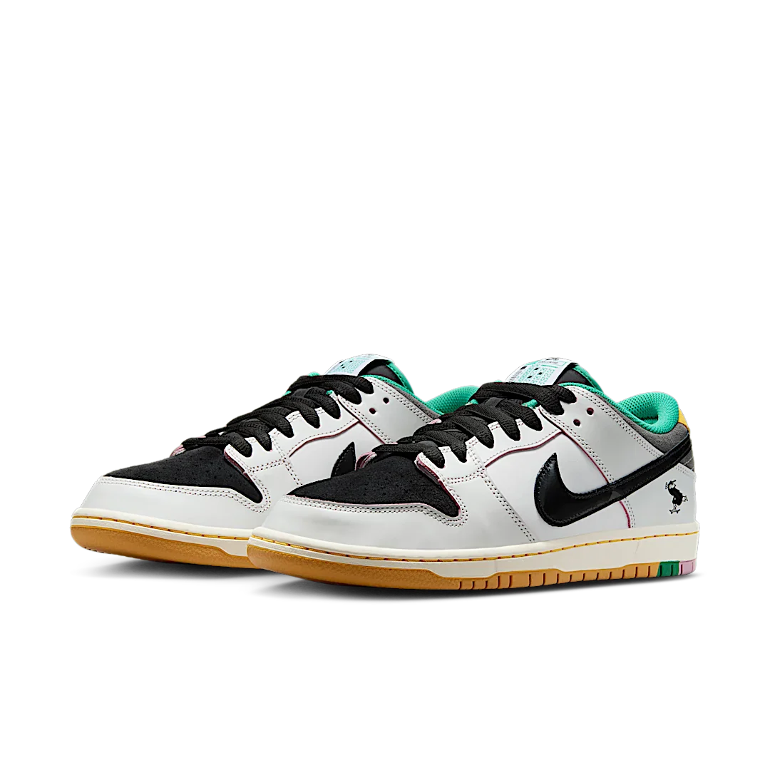 Nike SB Dunk Low CSEF, Summit White/Black/White-Iron Grey-Clear Emerald-Bucktan (HJ4132-100)
