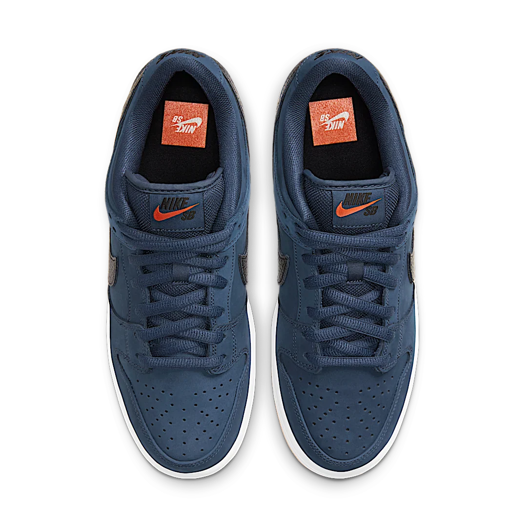 Nike SB Dunk Low Navy Black Gum, Midnight Navy/Black-White-Gum Medium Brown (CW7463-401)
