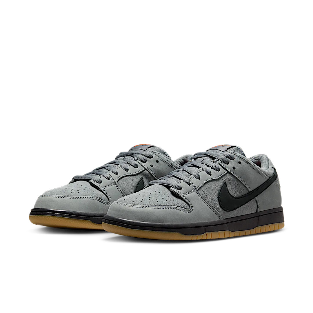Nike SB Dunk Low Pro Cool Grey, Cool Grey/Black/Cool Grey/Dark Grey/Gum Light Brown/Safety Orange (FJ1674-002)