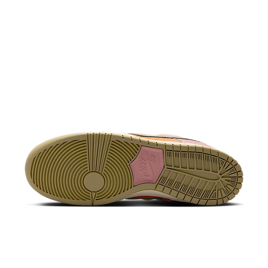 Nike SB Dunk Low Red Stardust, Red Stardust/Neutral Olive-Monarch-Coconut Milk (HJ4135-600)