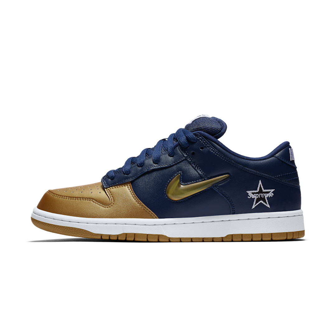 Nike SB Dunk Low Supreme Jewel Swoosh Gold, Metallic Gold/Metallic Gold-Midnight Navy-White (CK3480-700)