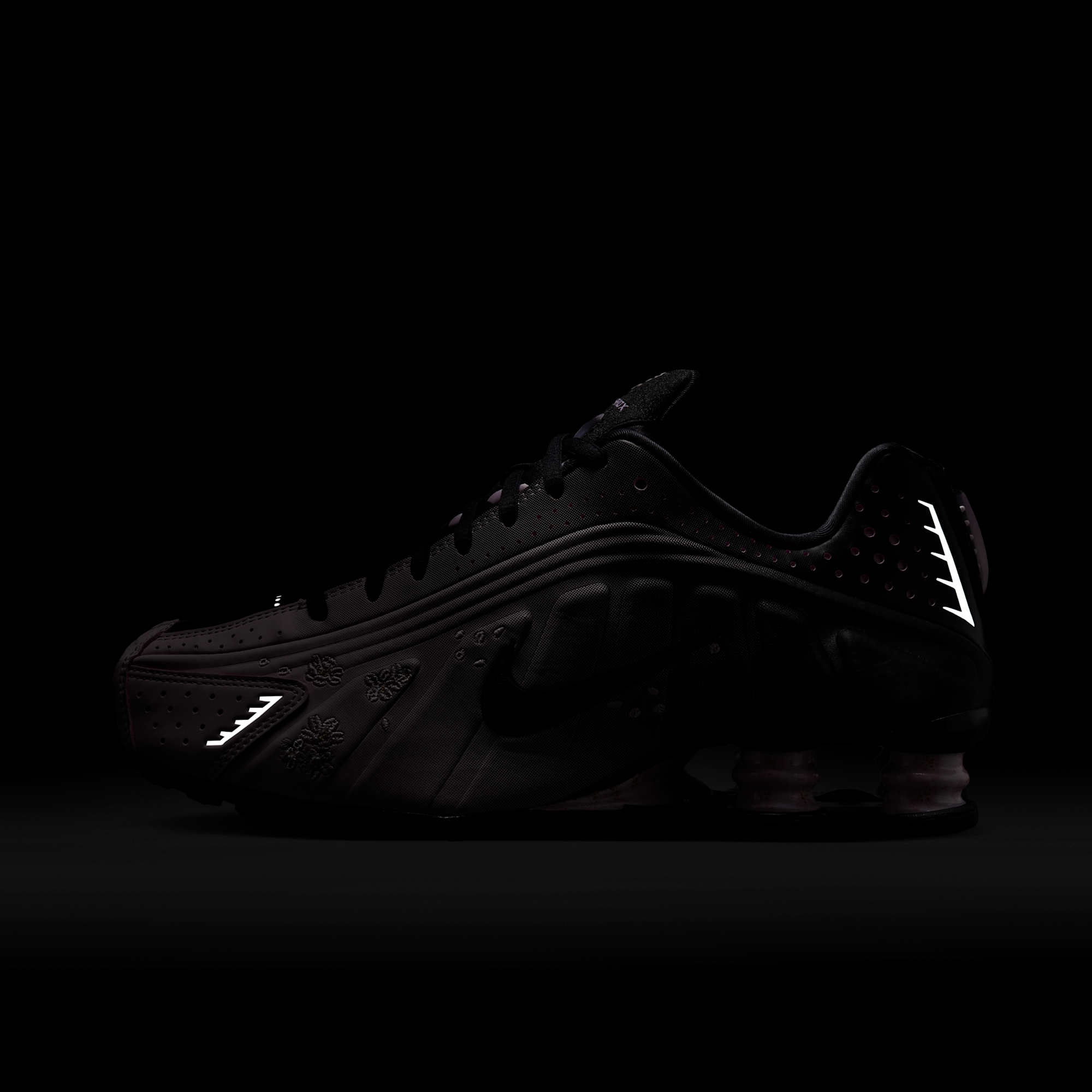 Nike Shox R4 Sakura