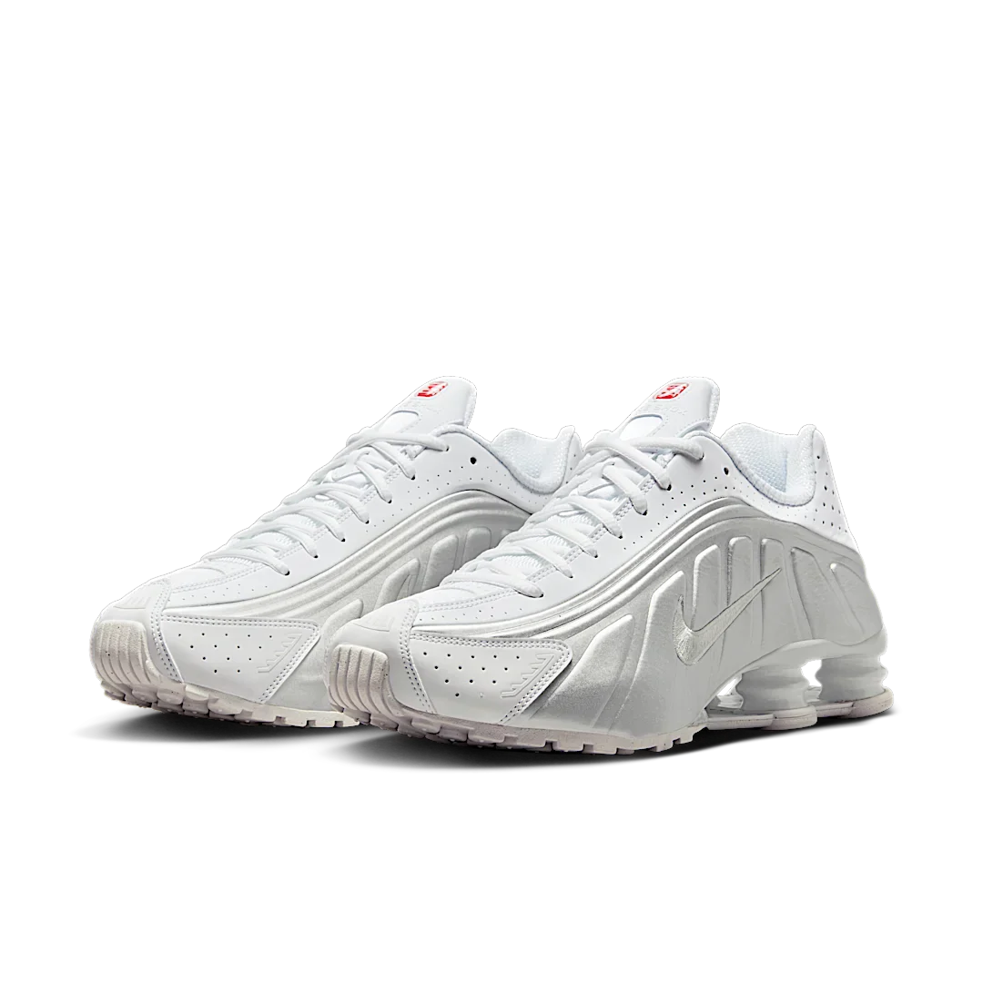 Nike Shox R4 White Bright Crimson Metallic Silver, White/White/Bright Crimson/Metallic Silver (HQ1988-101)