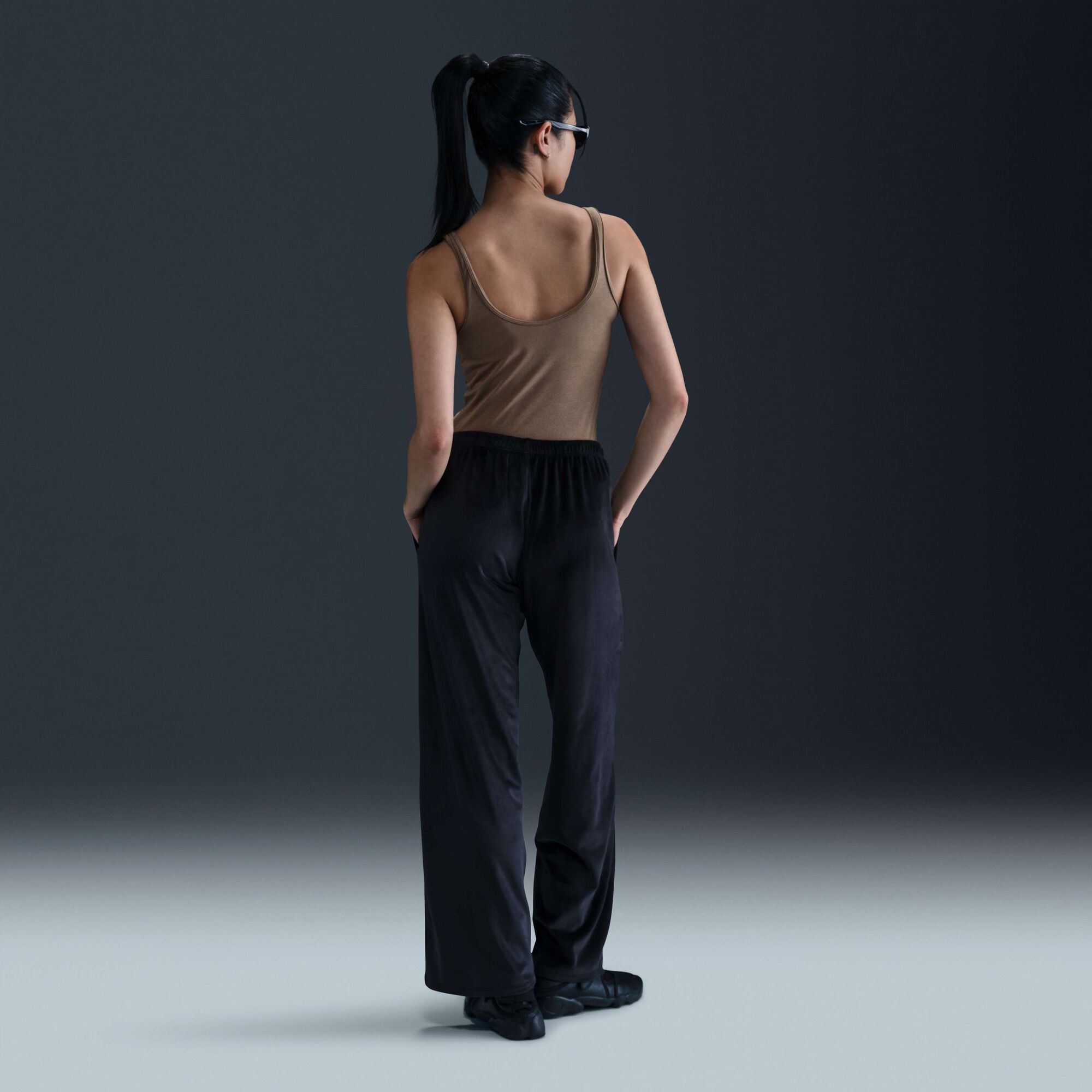 Nike Sportswear Chill Knit Tank Top Mink Brown