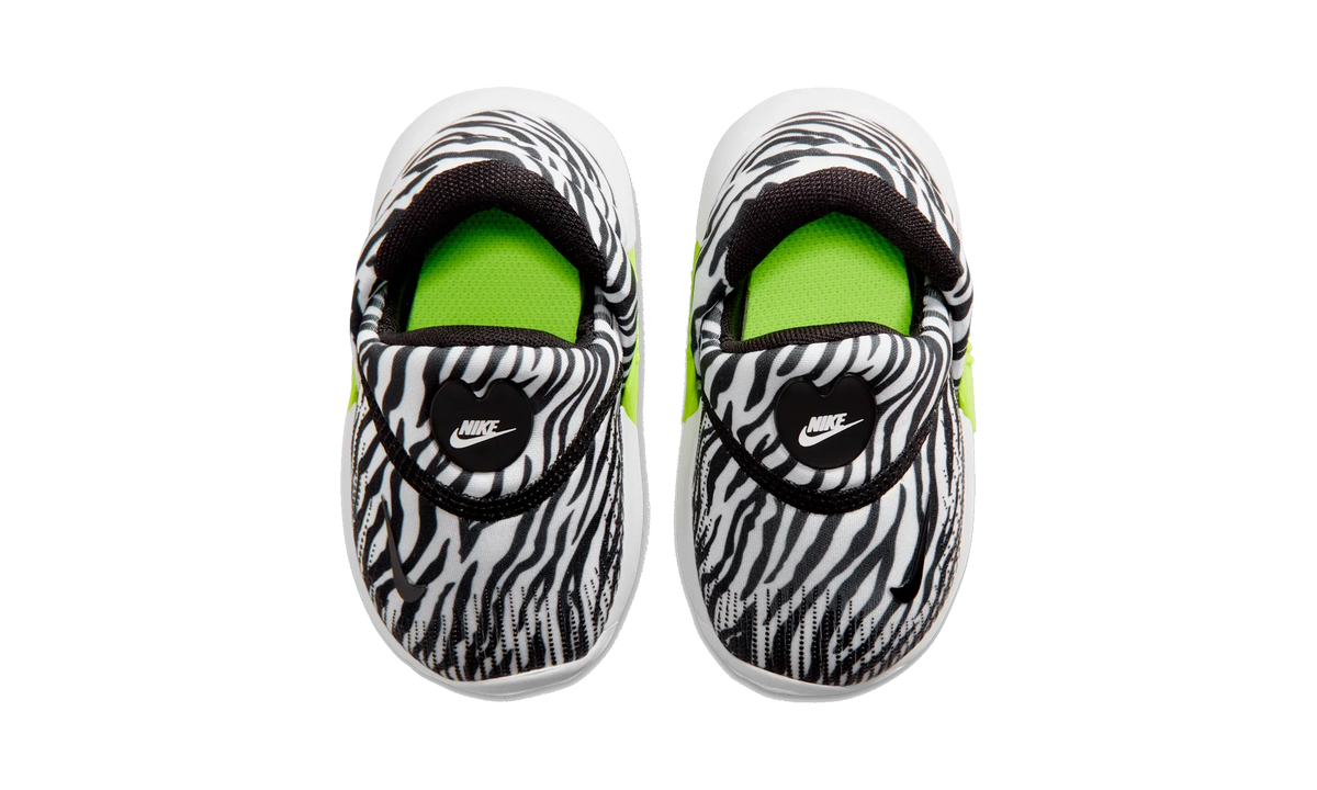 Nike Swoosh Go TD White Volt