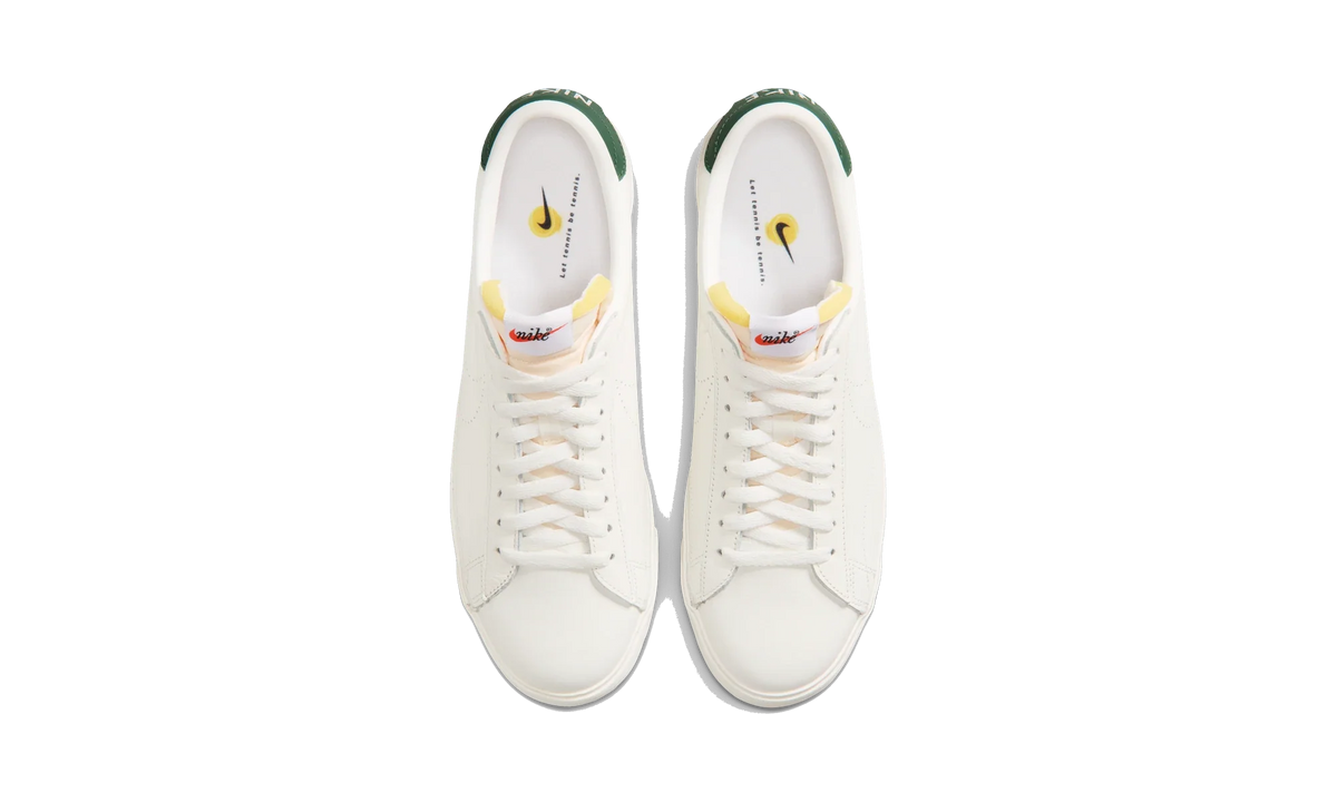 Nike Tennis Classic Sail Fir Team Orange