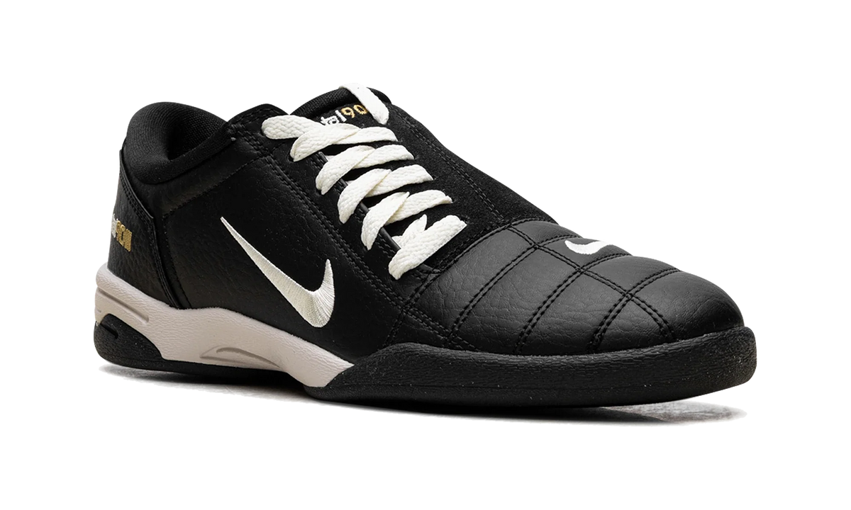 Nike Total 90 3 Black Coconut Milk
