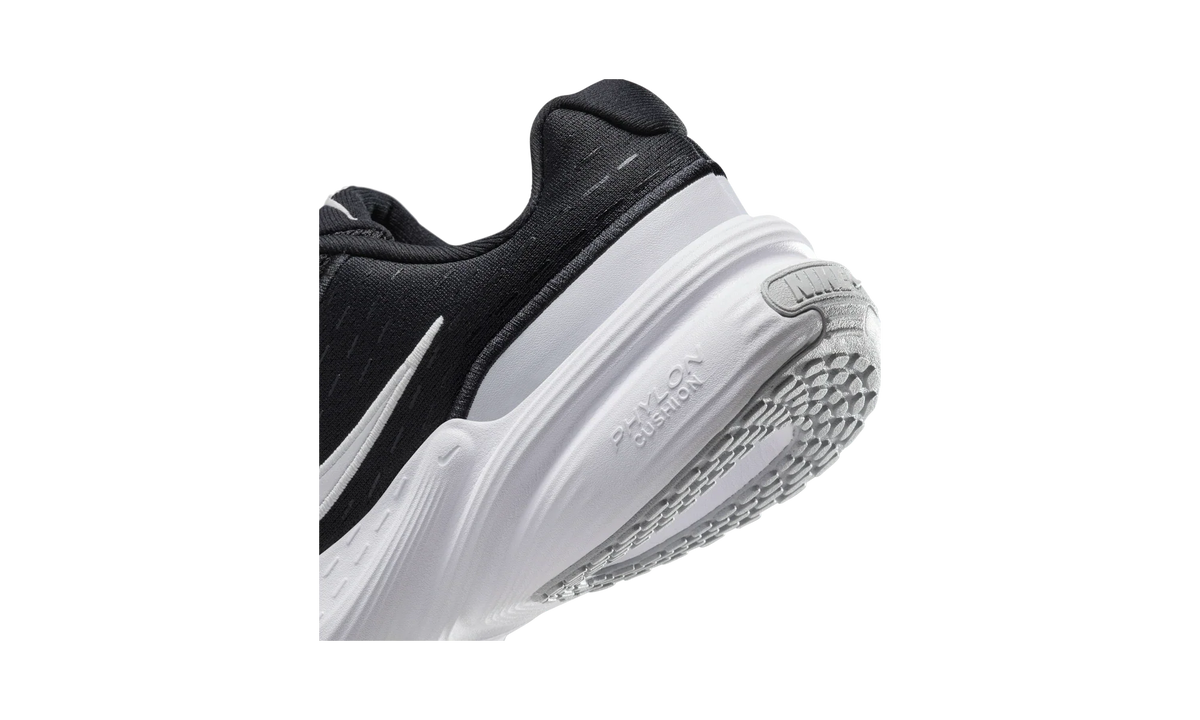 Nike Uplift SC Black White