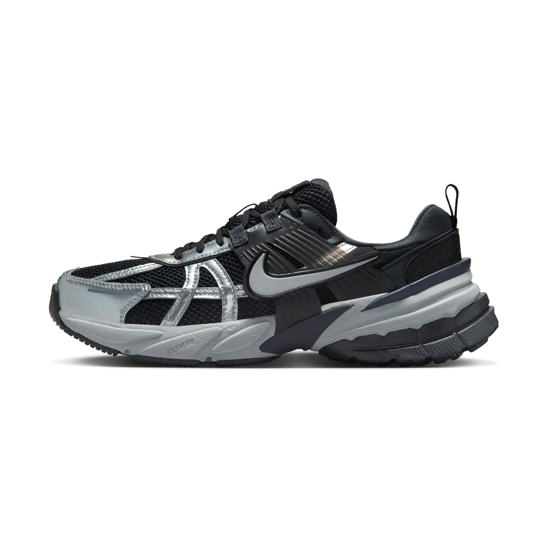 Nike V2K Run Black Metallic Silver, Black/Anthracite/Dark Smoke Grey/Metallic Silver (FD0736-005)