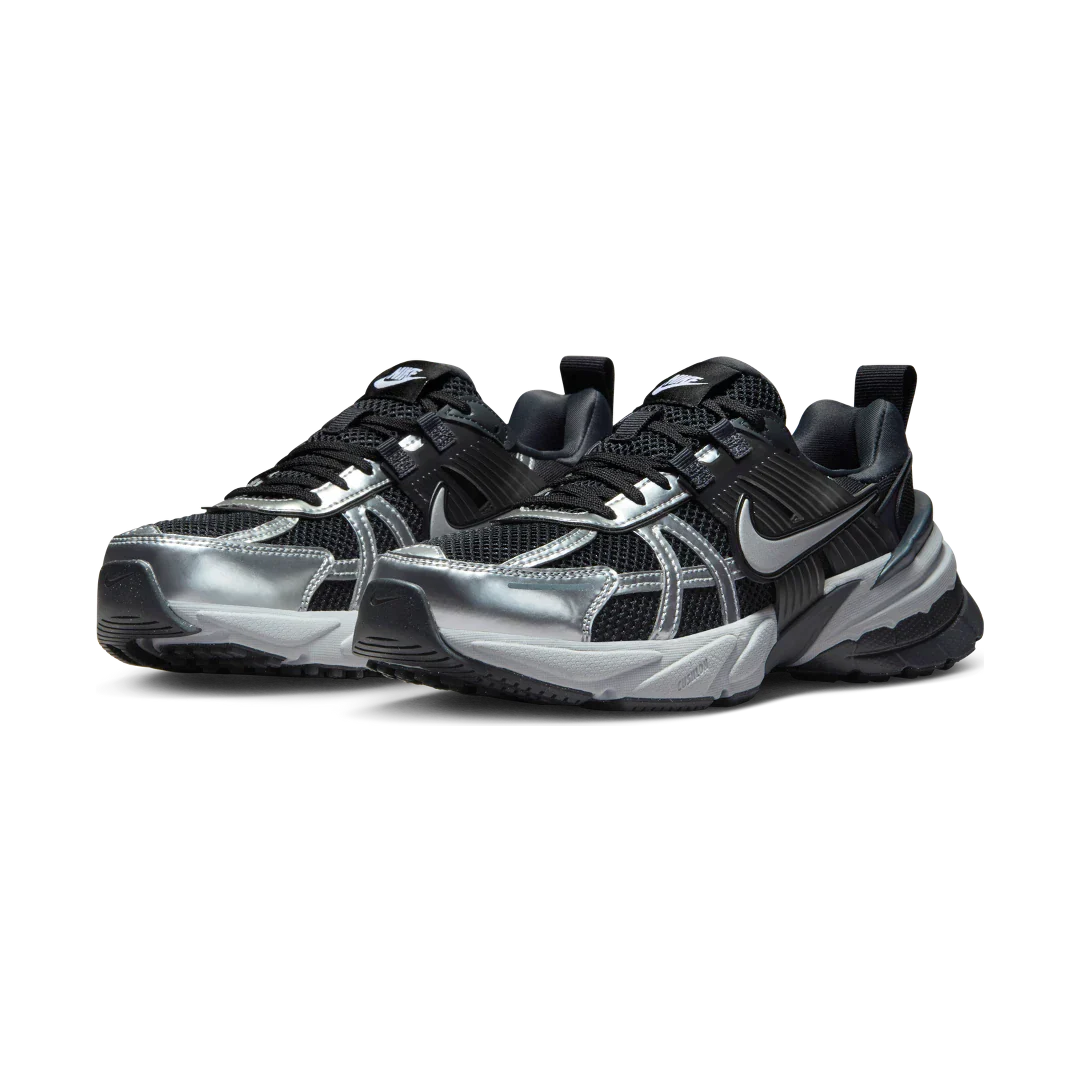 Nike V2K Run Black Metallic Silver, Black/Anthracite/Dark Smoke Grey/Metallic Silver (FD0736-005)