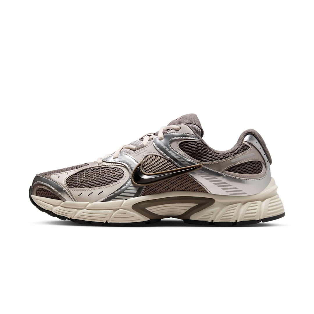 Nike V5 RNR Cave Stone Black