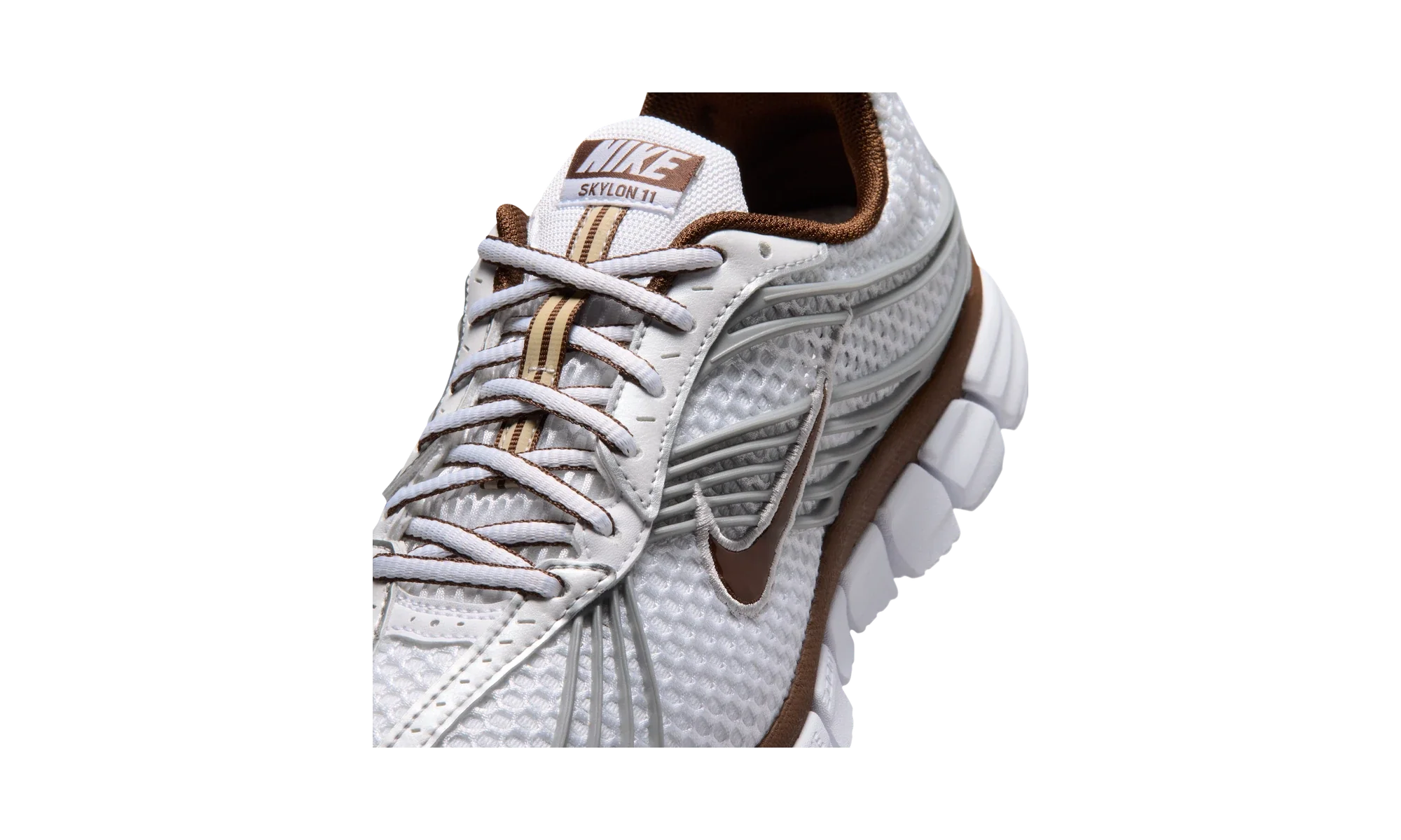 Nike Zoom Skylon 11 White Silver Cacao Wow