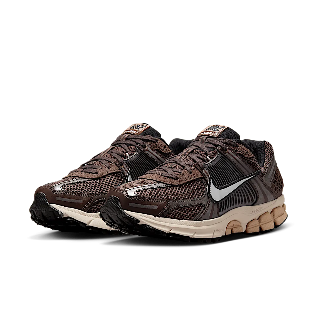 Nike Zoom Vomero 5 Baroque Brown, Baroque Brown/Chrome/Light Orewood Brown/Hemp (FN6742-201)
