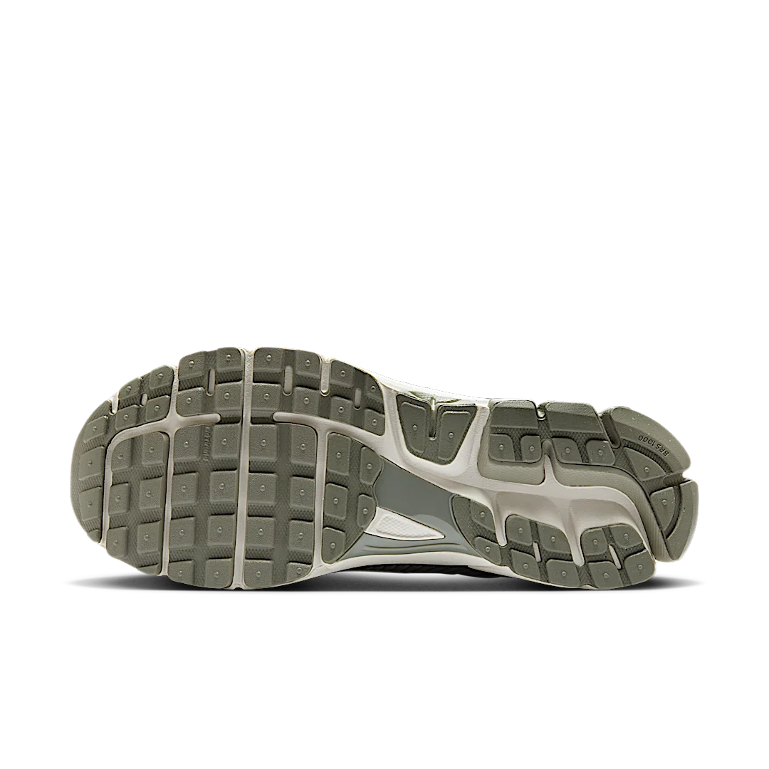 Nike Zoom Vomero 5 Dark Stucco, Dark Stucco/Light Smoke Grey/Phantom (HF1553-002)