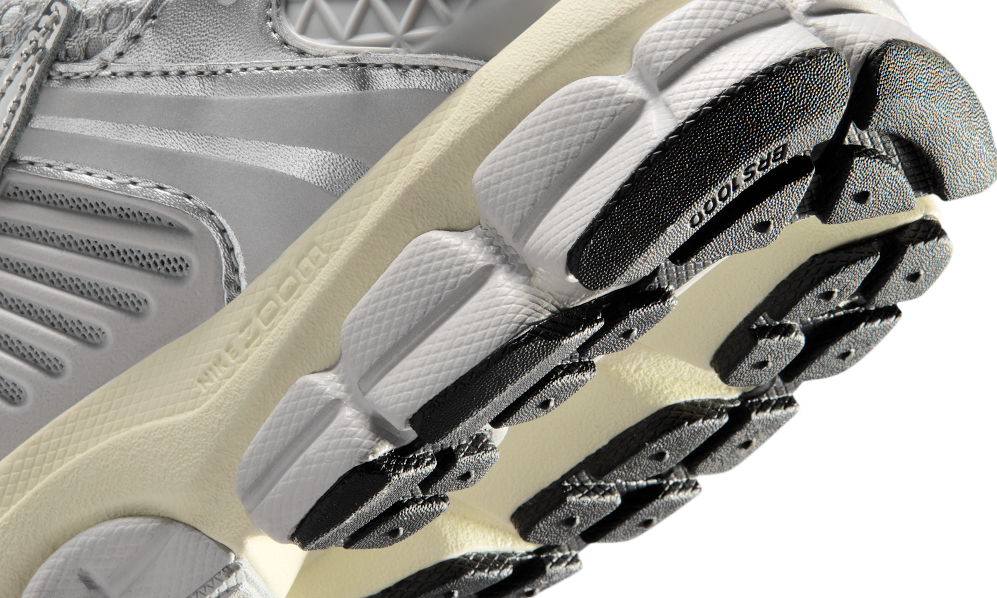 Nike Zoom Vomero 5 Grey Fog Chrome
