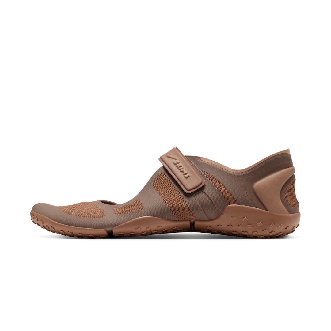Nike Rift Mesh SKIMS Archaeo Brown