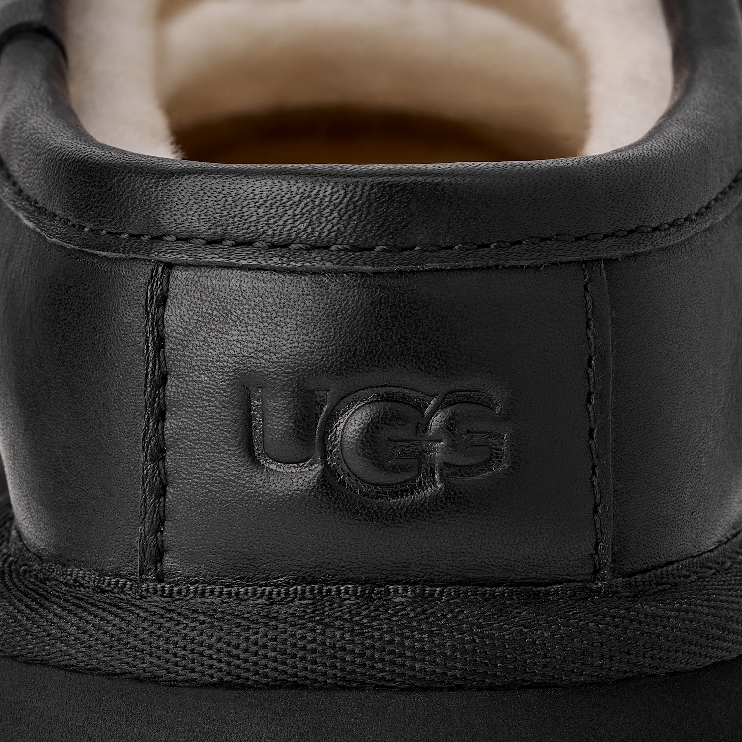 UGG Bea Mary Jane Leather Black, Black (1172871-BLK)