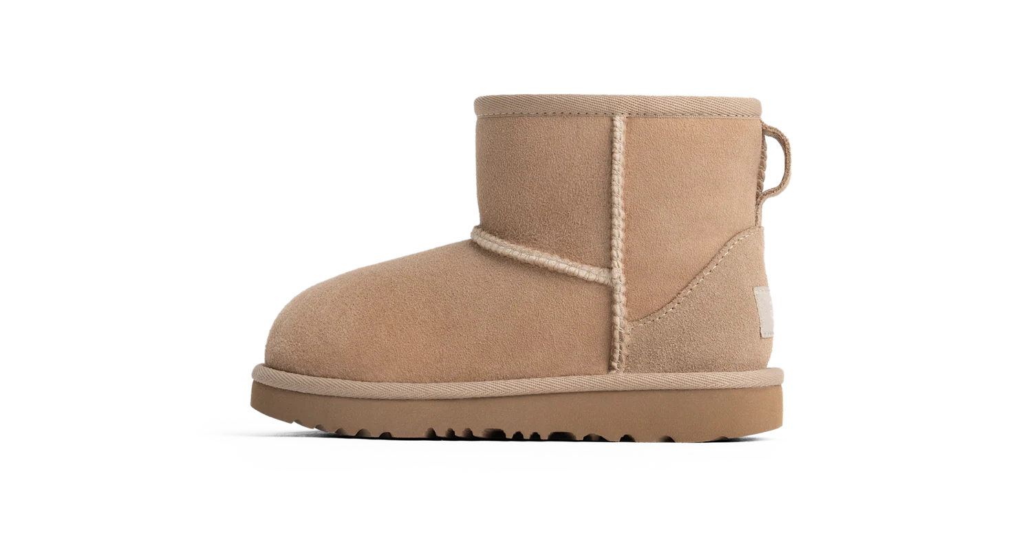 UGG Classic Mini II Boot Sand (Toddler), Sand (1017715T-SAN)