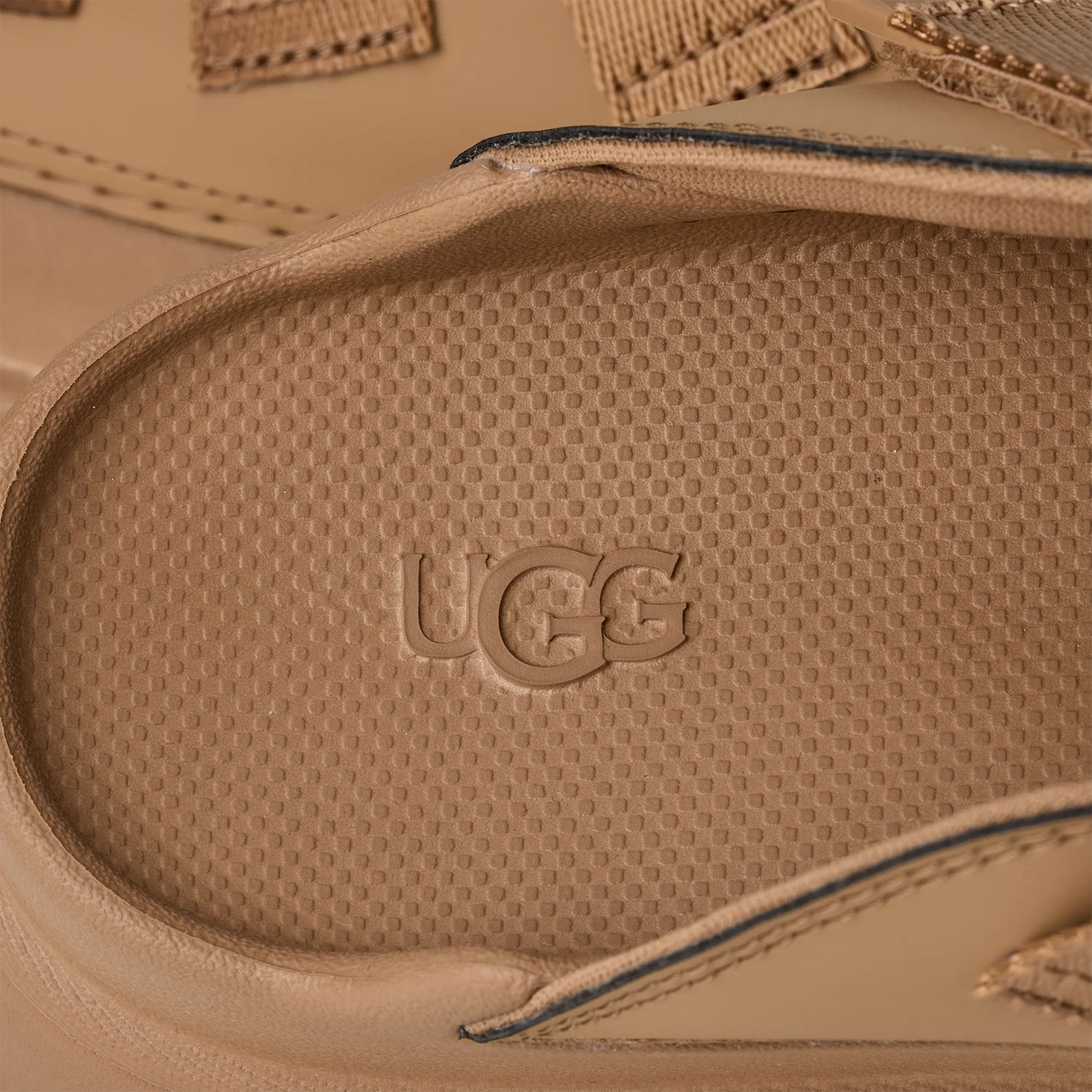 UGG GoldenGlow Slide Dark Sand, Dark Sand (1167430-DND)