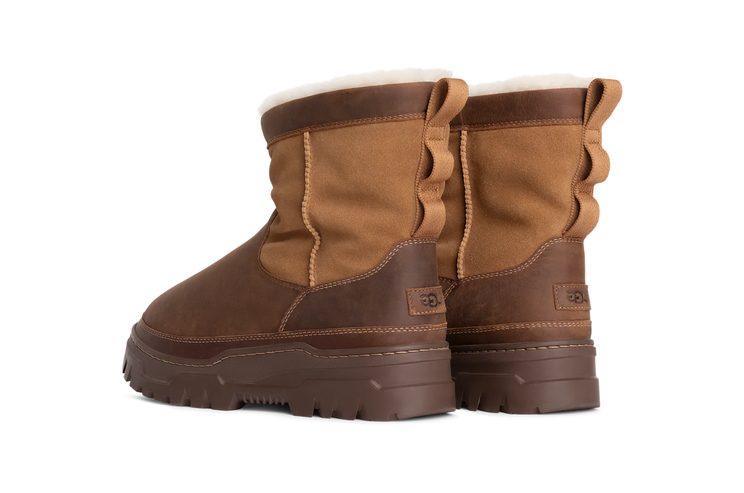 UGG Heritage Pull-On TrailGazer Boot Chestnut, Chestnut (1158213-CHE)