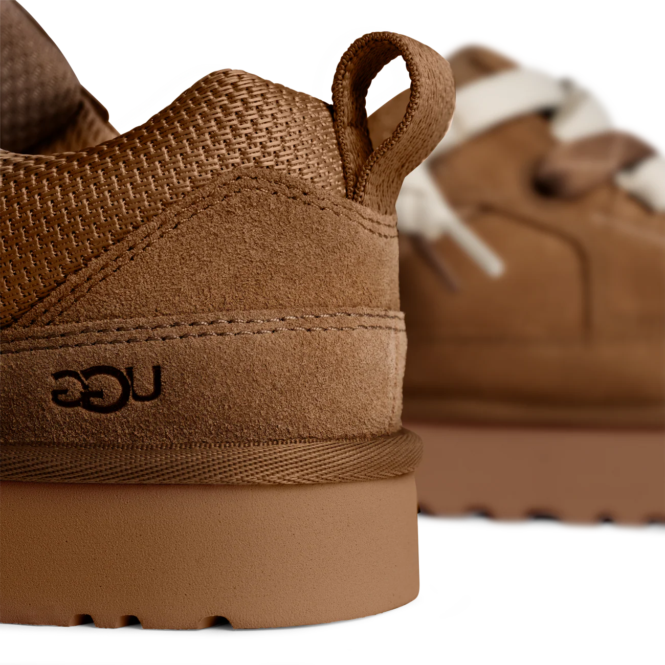 UGG Lowmel Lo Chestnut, Chestnut (1168890-CHE)