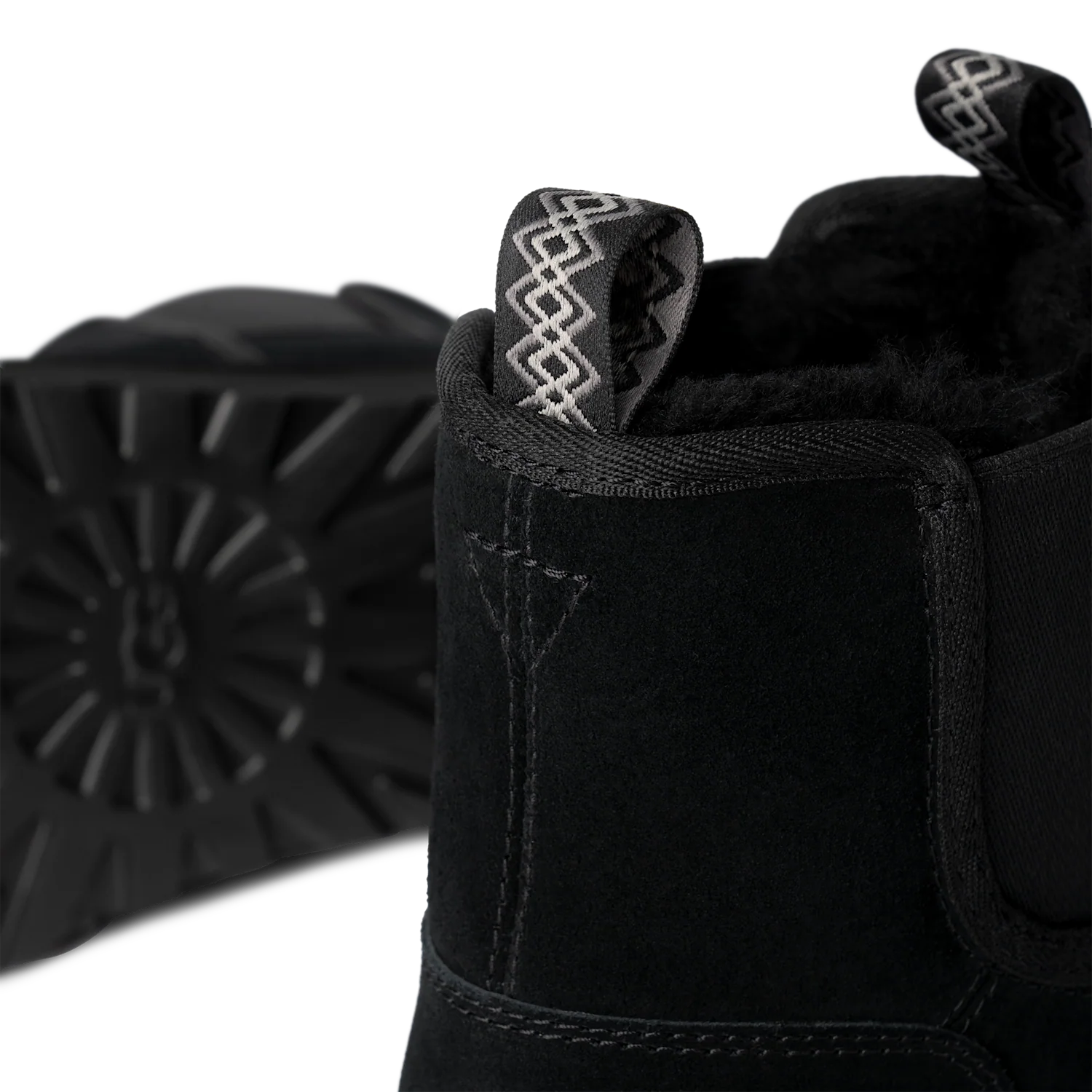 UGG Neumel Chelsea Boot Black, Black (1121644-BLK)