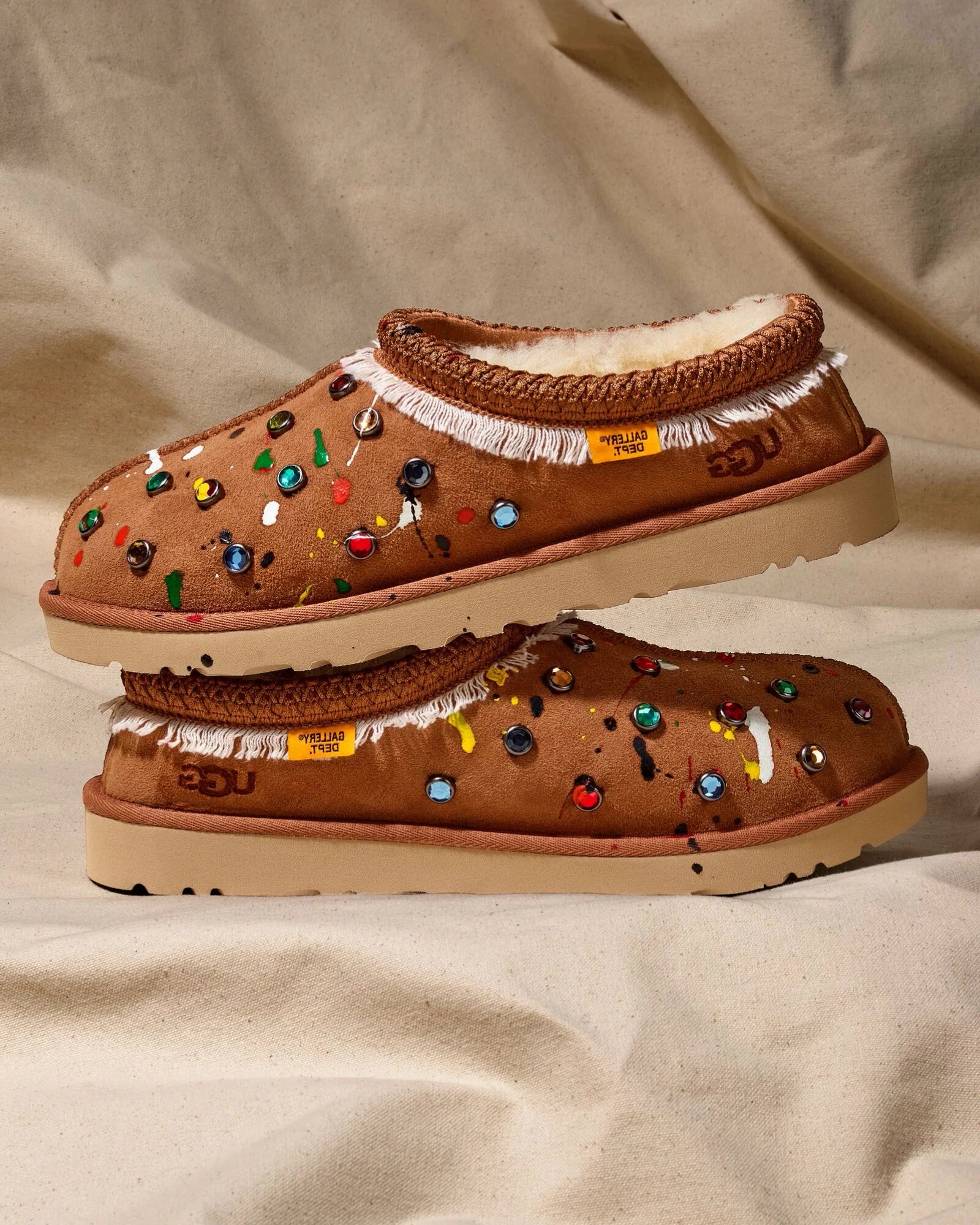 UGG Tasman Slipper Gallery Dept. Chestnut, Chestnut (1166952-CHE)