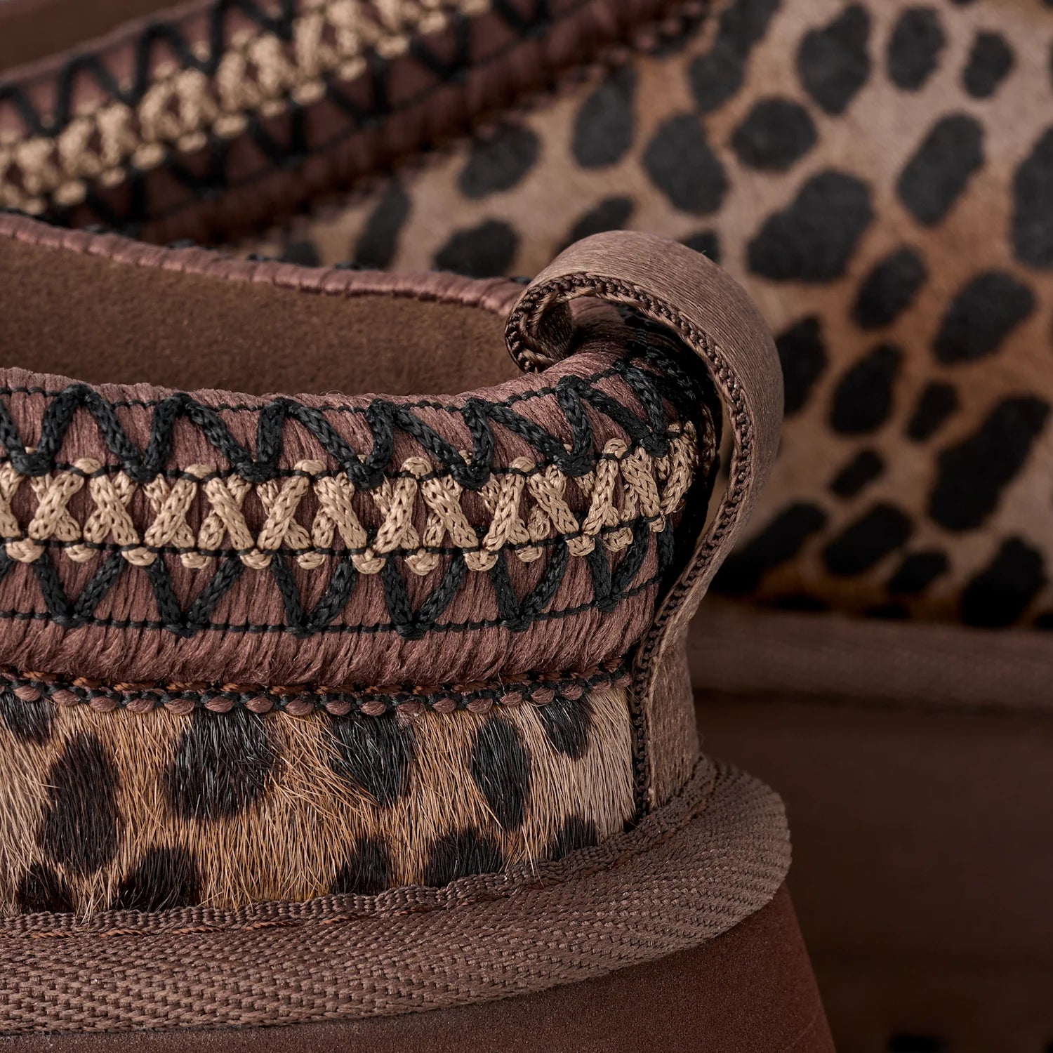 UGG Tazz Caspian Slipper Burnt Cedar, Burnt Cedar (1178430-BCDR)